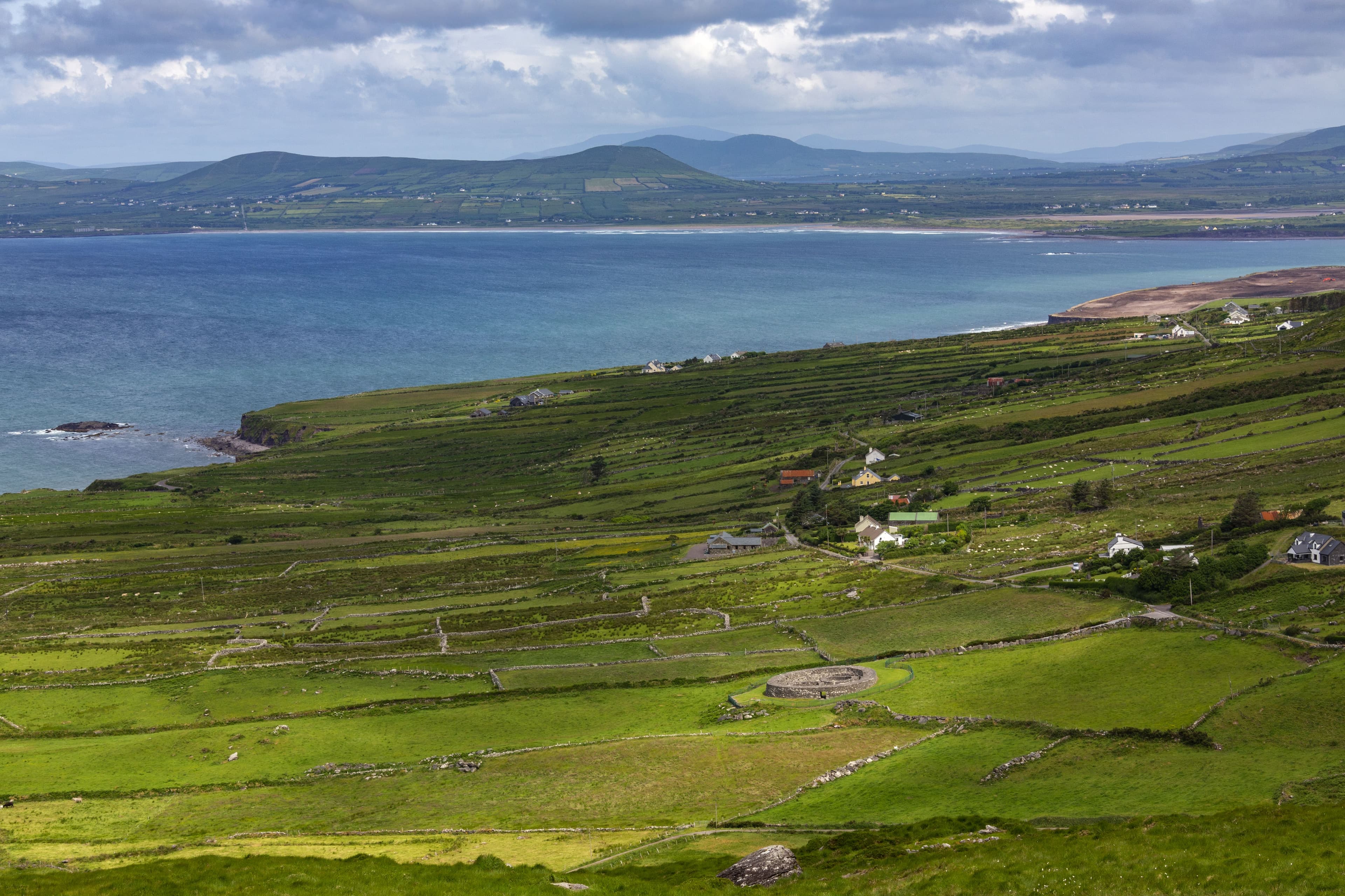 Discovering Ireland's Hidden Gems by Car